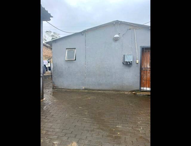 0 BEDROOM HOUSE FOR SALE IN COSMO CITY